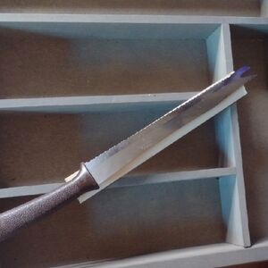 Serrated Kitchen Knife with Brown Handle NWOT